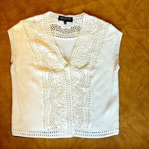 Jones New York Women's Cream Vest With Button Size S